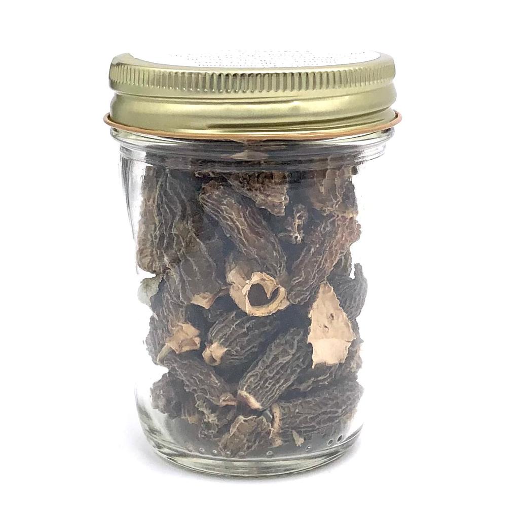 Preserve dehydrated Morels in a glass jar